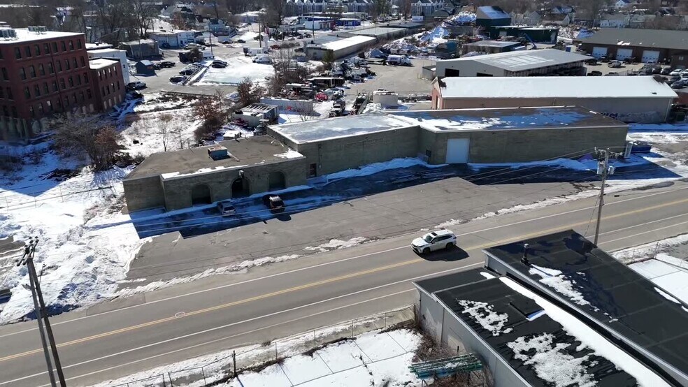 159 Temple St, Nashua, NH à louer - Vidéo sur l’inscription commerciale - Image 2 de 41