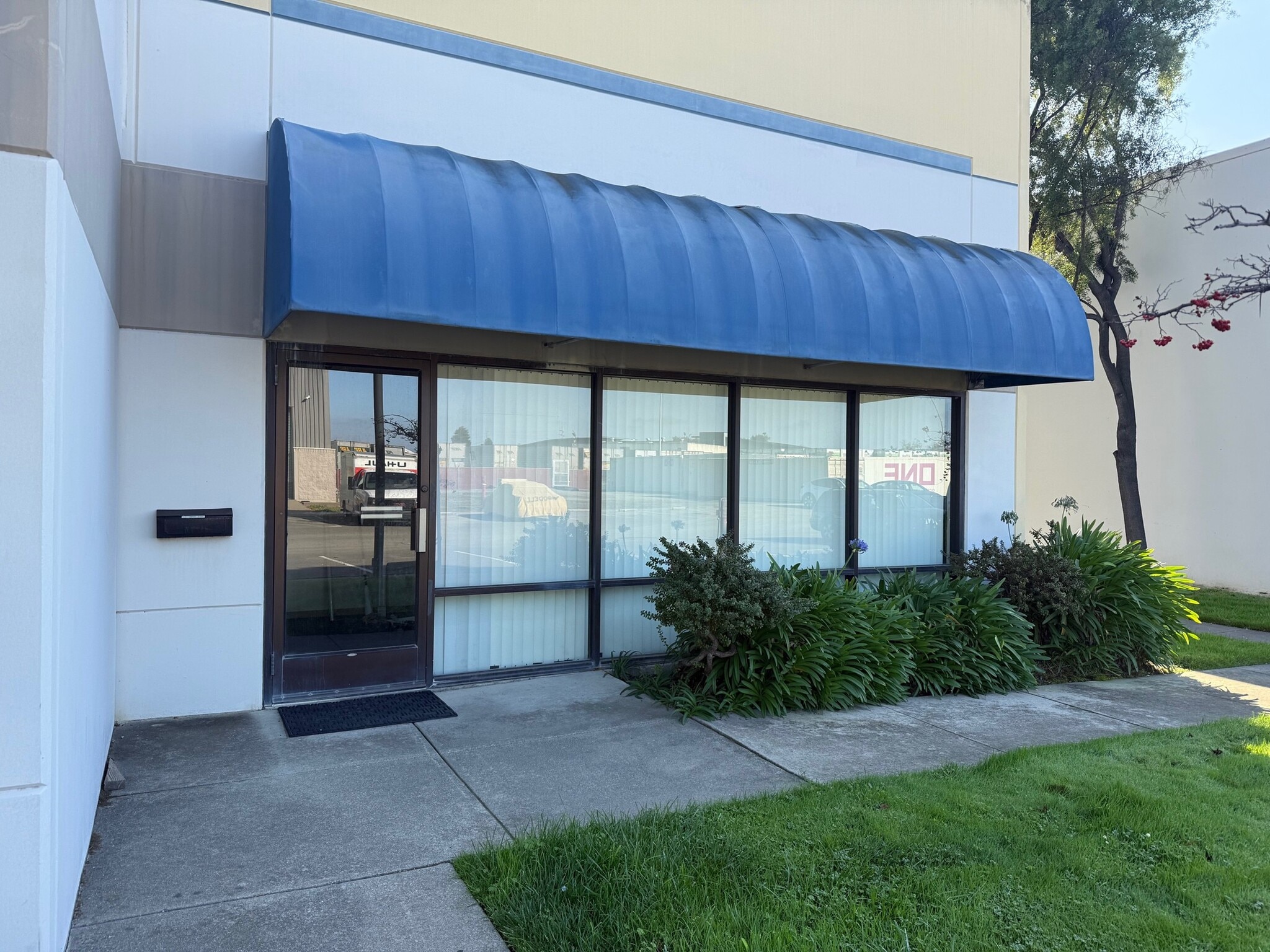 4723 Tidewater Ave, Oakland, CA for lease Building Photo- Image 1 of 7