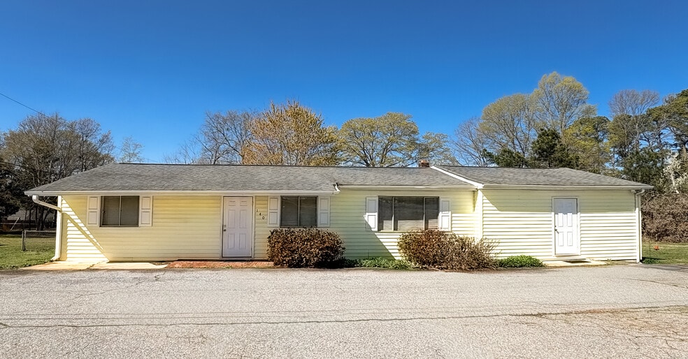 140 Schoolyard Rd, Boiling Springs, SC à vendre - Photo principale - Image 1 de 6