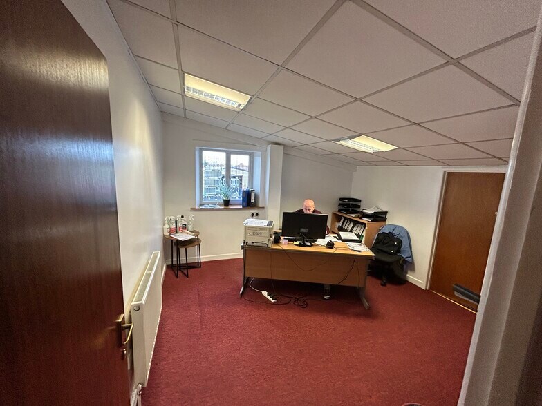 Novers Hl, Bristol à louer - Photo du bâtiment - Image 3 de 17