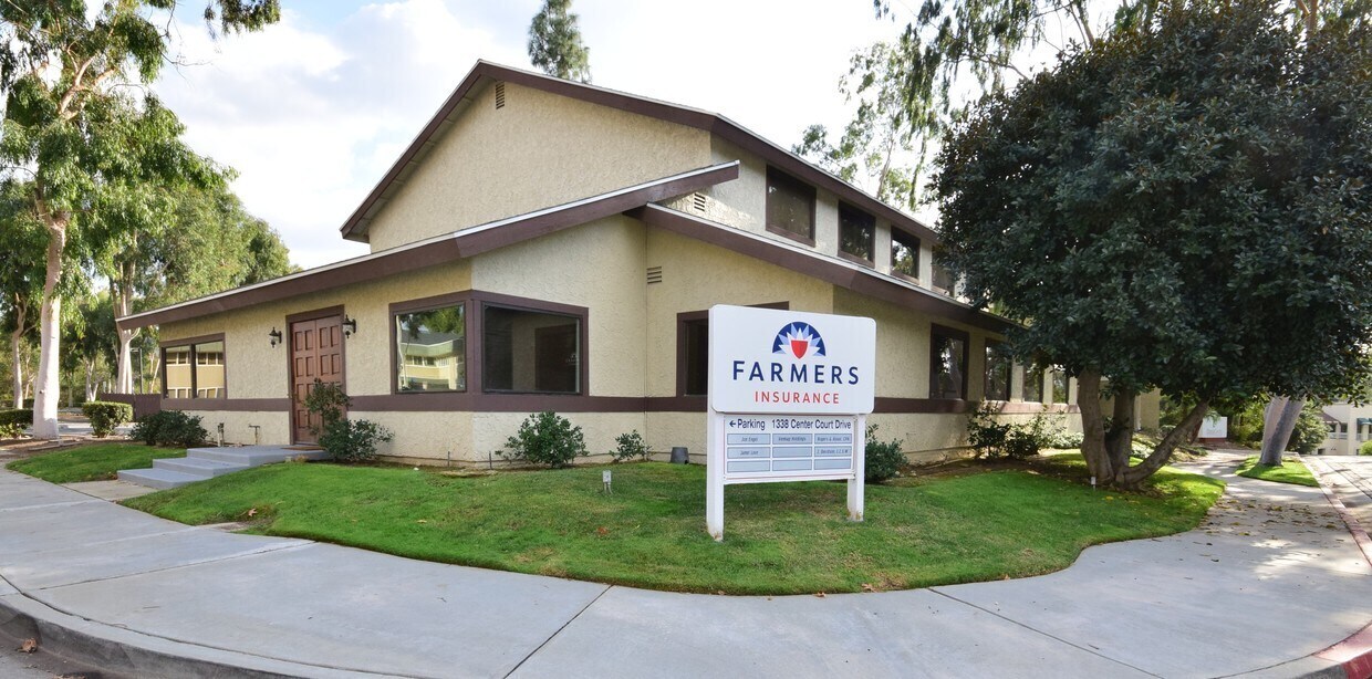 1338 Center Court Dr, Covina, CA à louer Photo du bâtiment- Image 1 de 16