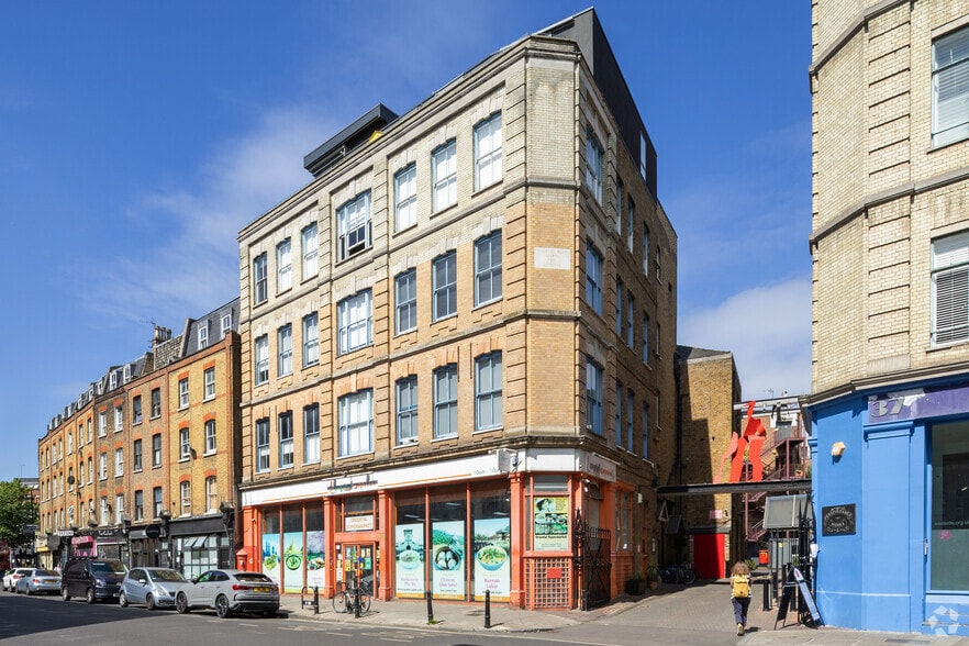25-27 Hackney Rd, London for sale - Building Photo - Image 3 of 7