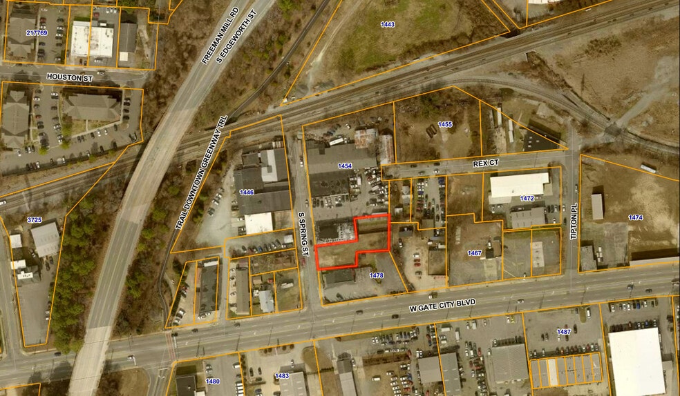 659 S Spring St, Greensboro, NC for lease - Primary Photo - Image 1 of 2