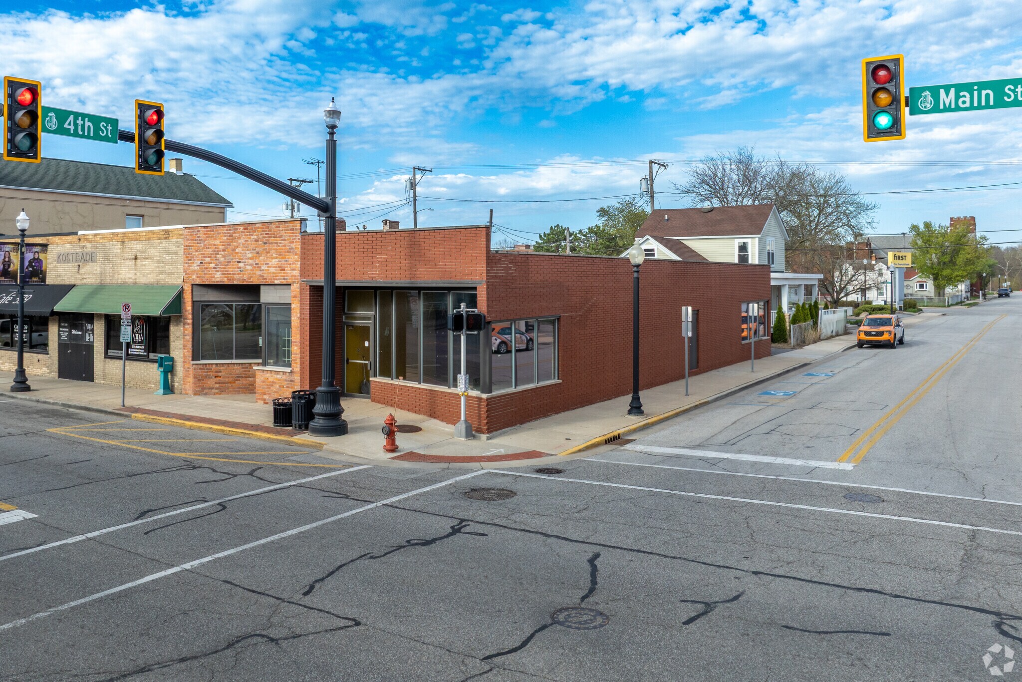 347 Main St, Hobart, IN for lease Building Photo- Image 1 of 8