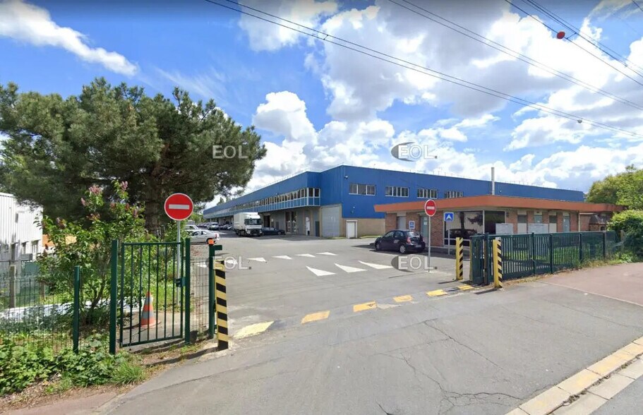 Flex dans Antony à louer - Photo du bâtiment - Image 2 de 3