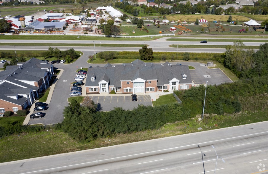 33 W Higgins Rd, South Barrington, IL for sale - Aerial - Image 3 of 3