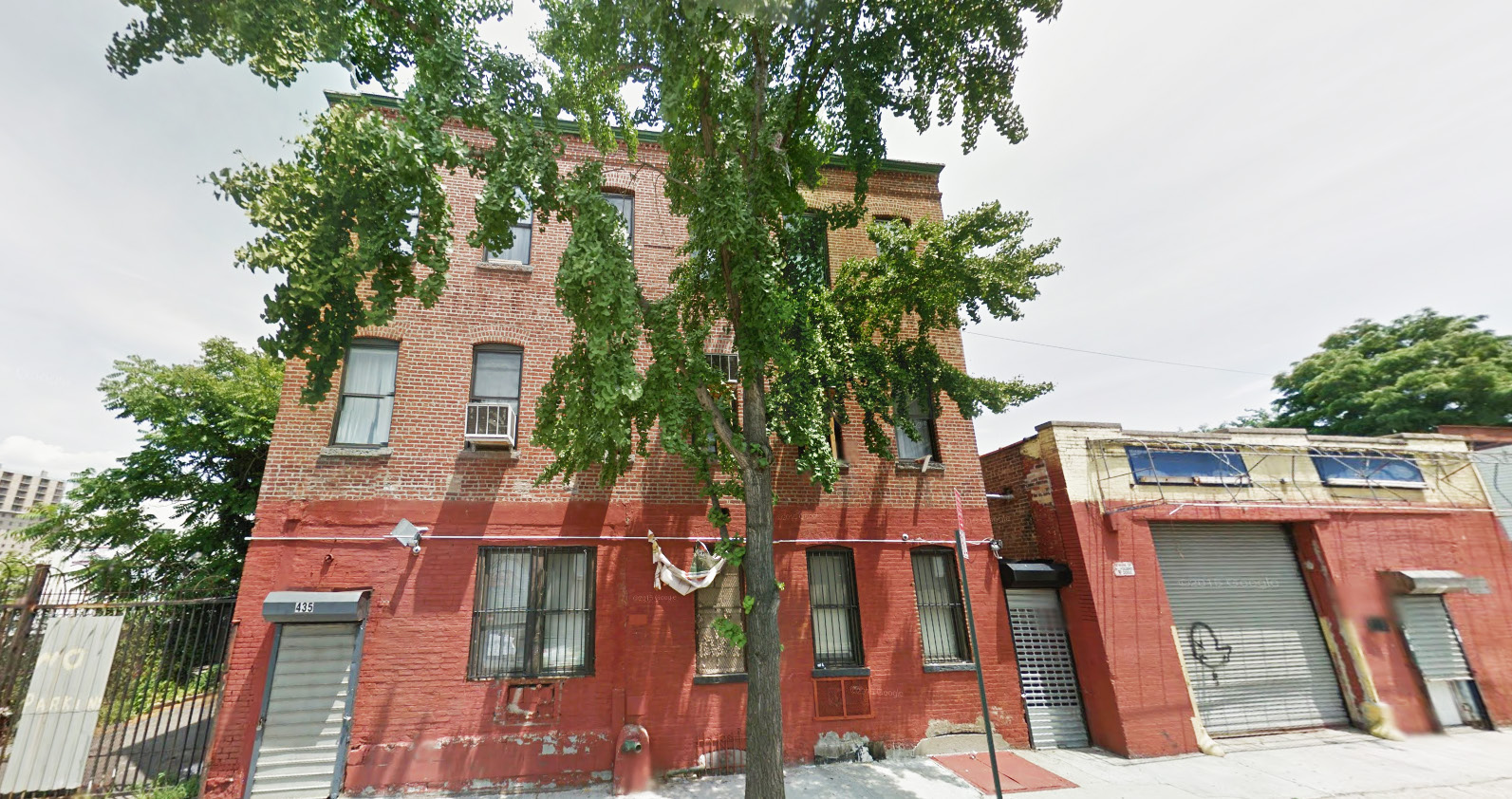 435 E 166th St, Bronx, NY for sale Primary Photo- Image 1 of 1