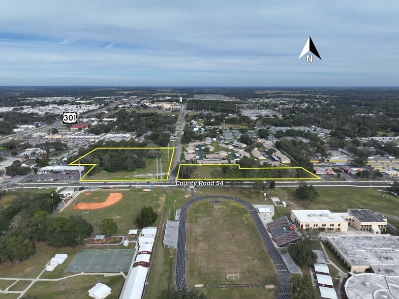Eiland Blvd (CR 54) and Dairy Road (NE and NW corn, Zephyrhills, FL for sale - Building Photo - Image 2 of 15
