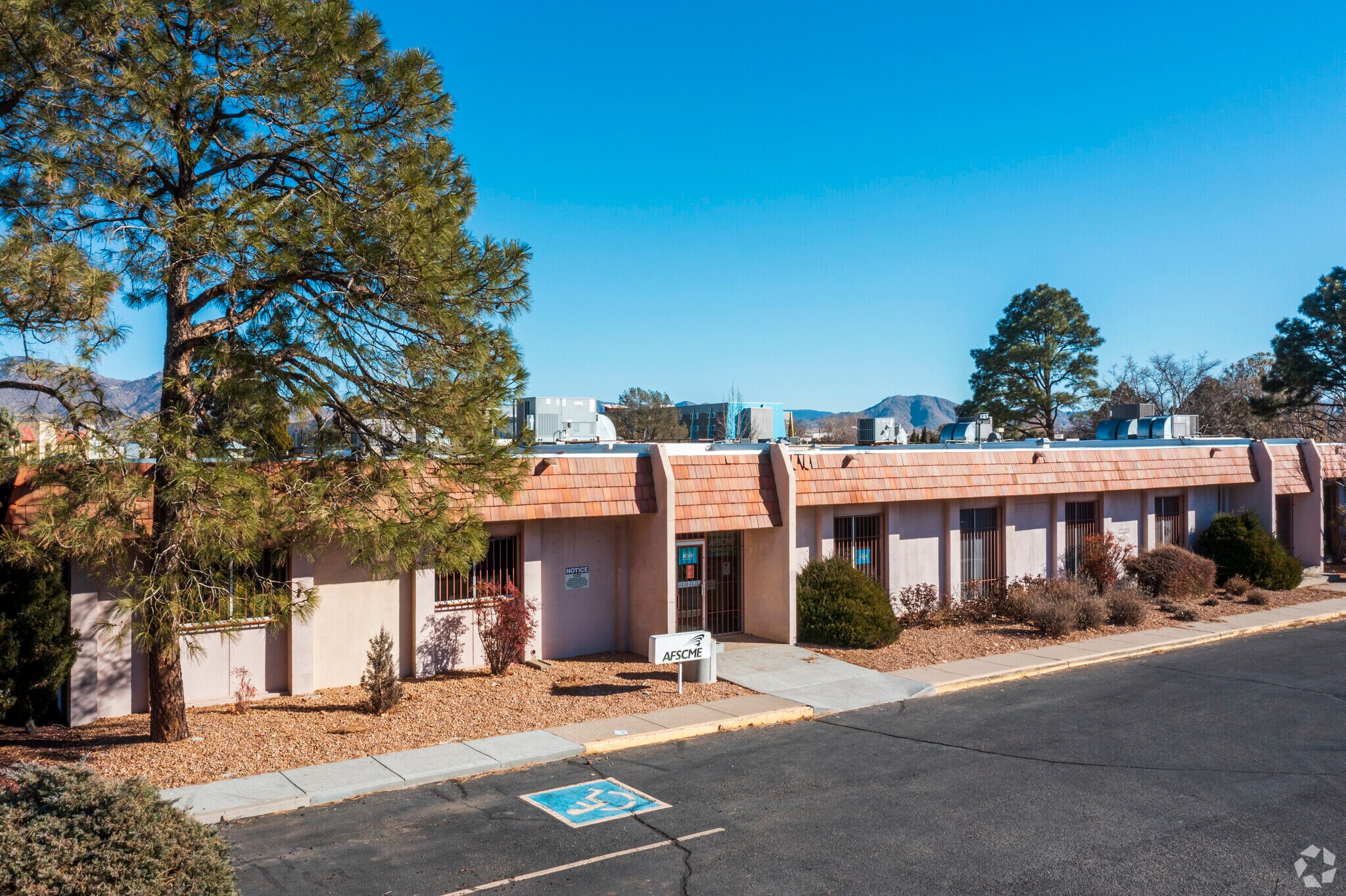 1202 Pennsylvania St NE, Albuquerque, NM à vendre Photo principale- Image 1 de 1