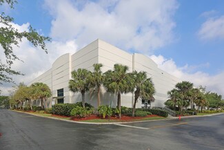 Plus de détails pour 1951 N Commerce Pky, Weston, FL - Industriel à louer