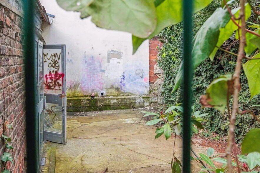 Commerce de détail dans Paris à vendre - Photo du bâtiment - Image 3 de 18