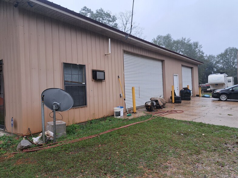 11326 Highway 31, Evergreen, AL à vendre - Photo du bâtiment - Image 3 de 7