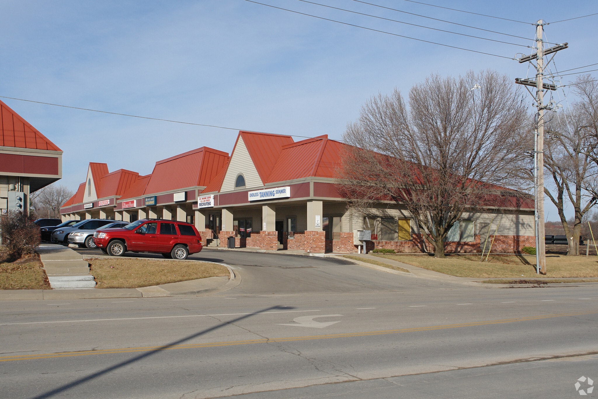 2223-2323 Louisiana St, Lawrence, KS for lease Building Photo- Image 1 of 6