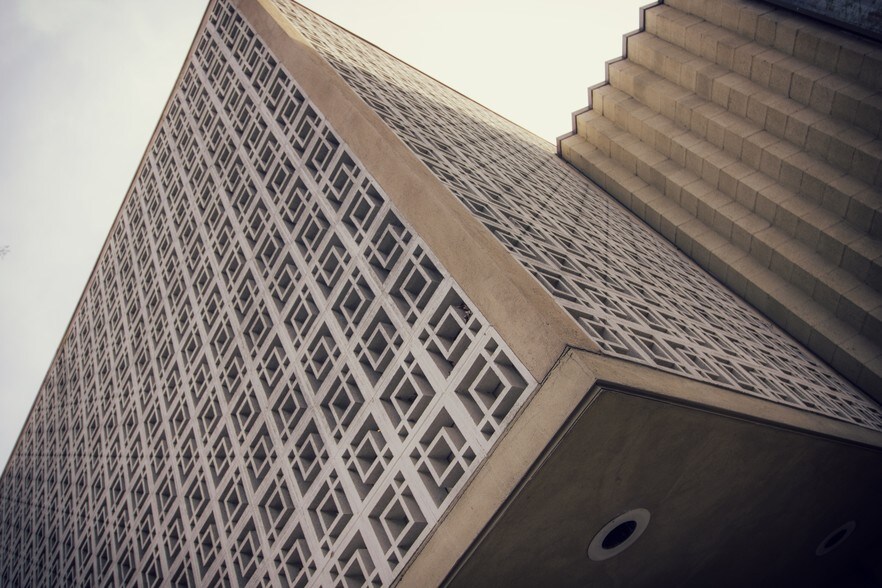 1220 H St, Sacramento, CA à louer - Photo du bâtiment - Image 2 de 11