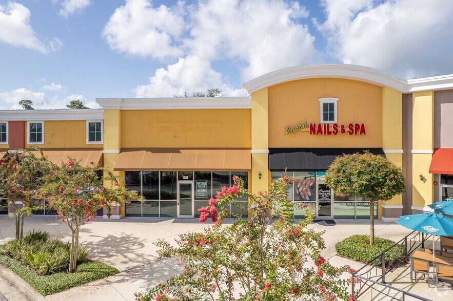 4498 Alafaya Trl, Orlando, FL à louer - Photo du bâtiment - Image 3 de 6