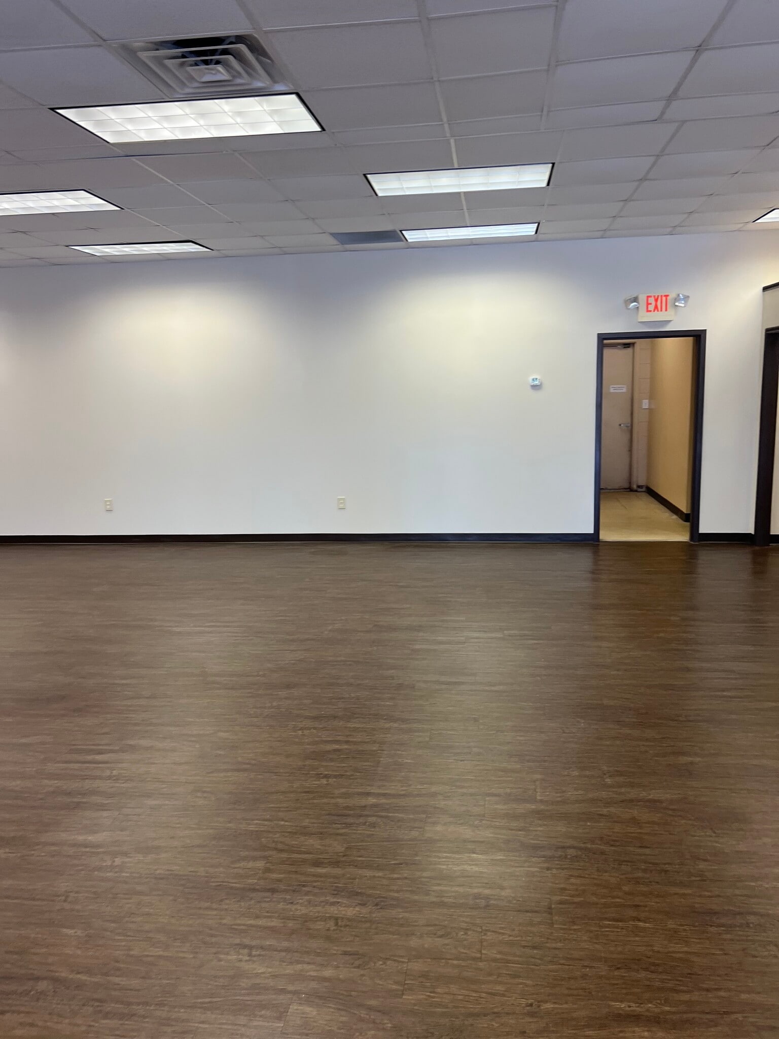 1055 Gaines School Rd, Athens, GA for lease Building Photo- Image 1 of 3