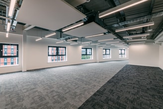 12-12B Elliot Pl, Glasgow for lease Interior Photo- Image 2 of 5