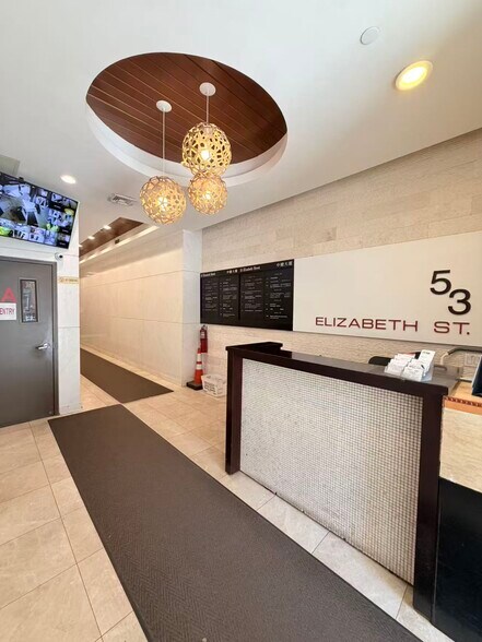 53 ELIZABETH St, New York, NY à vendre - Photo du bâtiment - Image 3 de 10