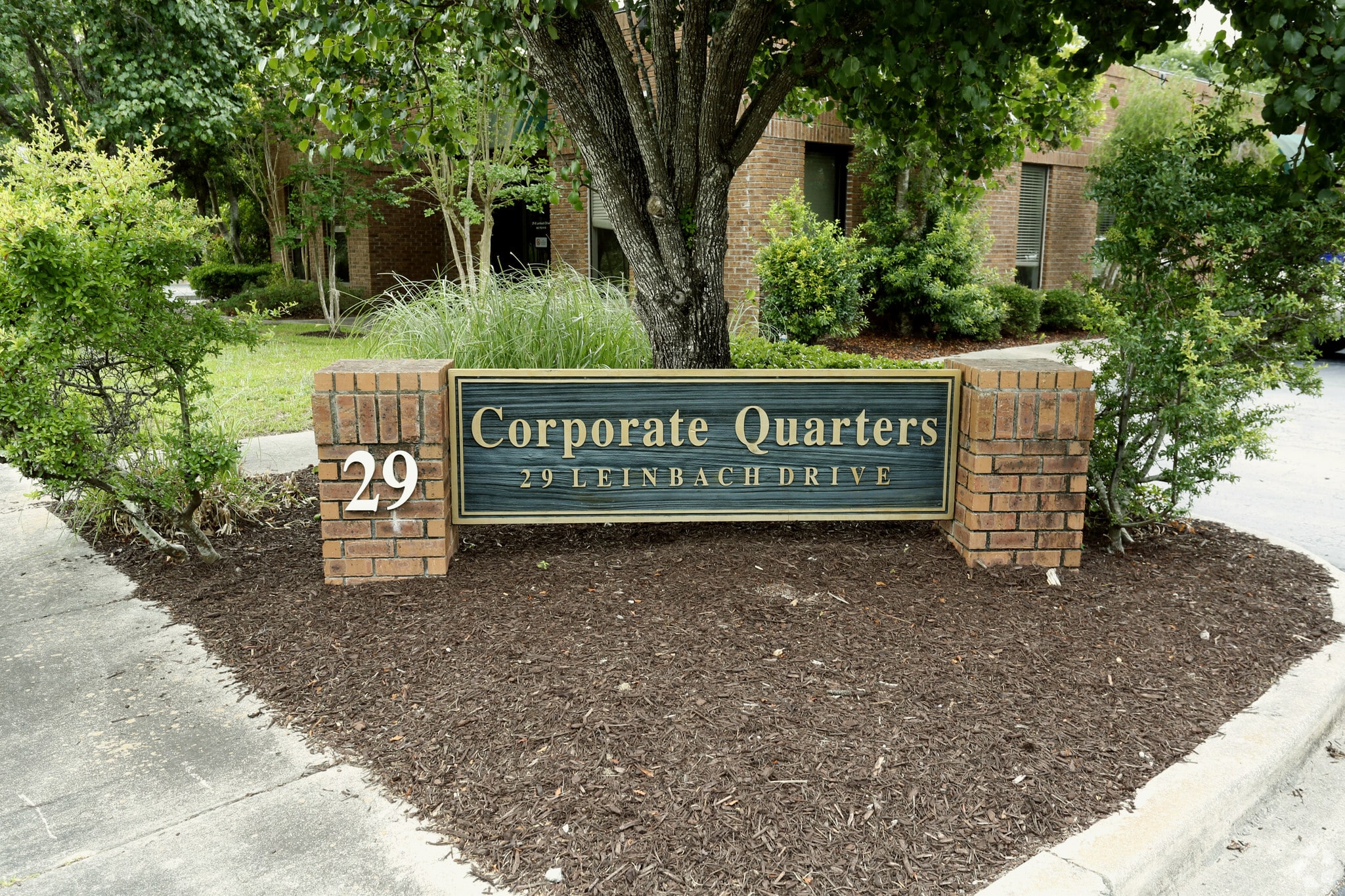 29 Leinbach Dr, Charleston, SC à louer Photo du bâtiment- Image 1 de 6