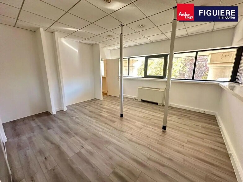 9 Bis Place John Rewald, Aix-en-Provence à louer - Photo intérieure - Image 3 de 8