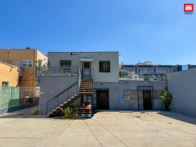 1955 Westwood Blvd, Los Angeles, CA à louer - Photo du bâtiment - Image 3 de 8