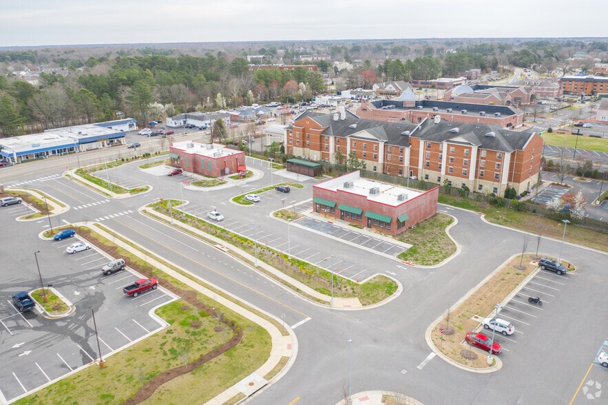 1502 Richmond Rd, Williamsburg, VA à louer - Aérien - Image 3 de 3