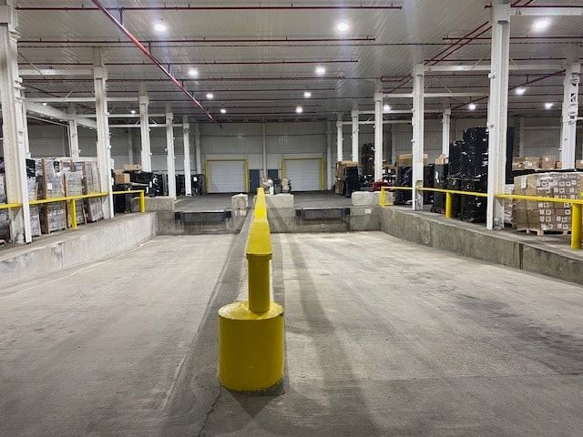 701 & 703 Schrader Drive, Evansville, IN for lease Interior Photo- Image 1 of 7