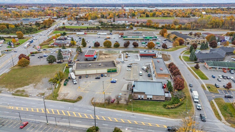 7721 Kent Blvd, Brockville, ON for lease - Building Photo - Image 3 of 5