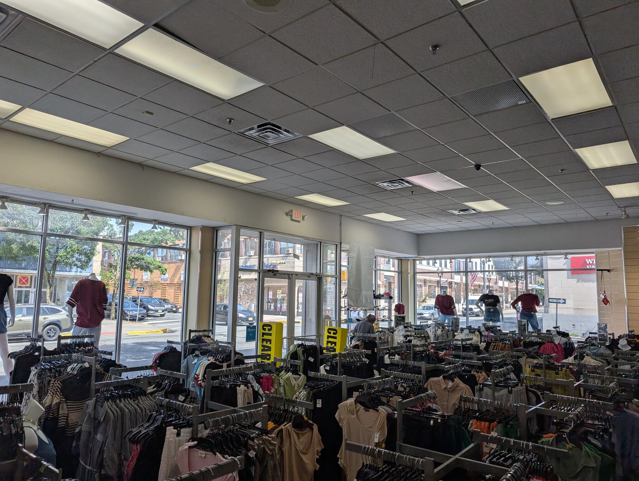 494 Broadway, Bayonne, NJ for sale Interior Photo- Image 1 of 2