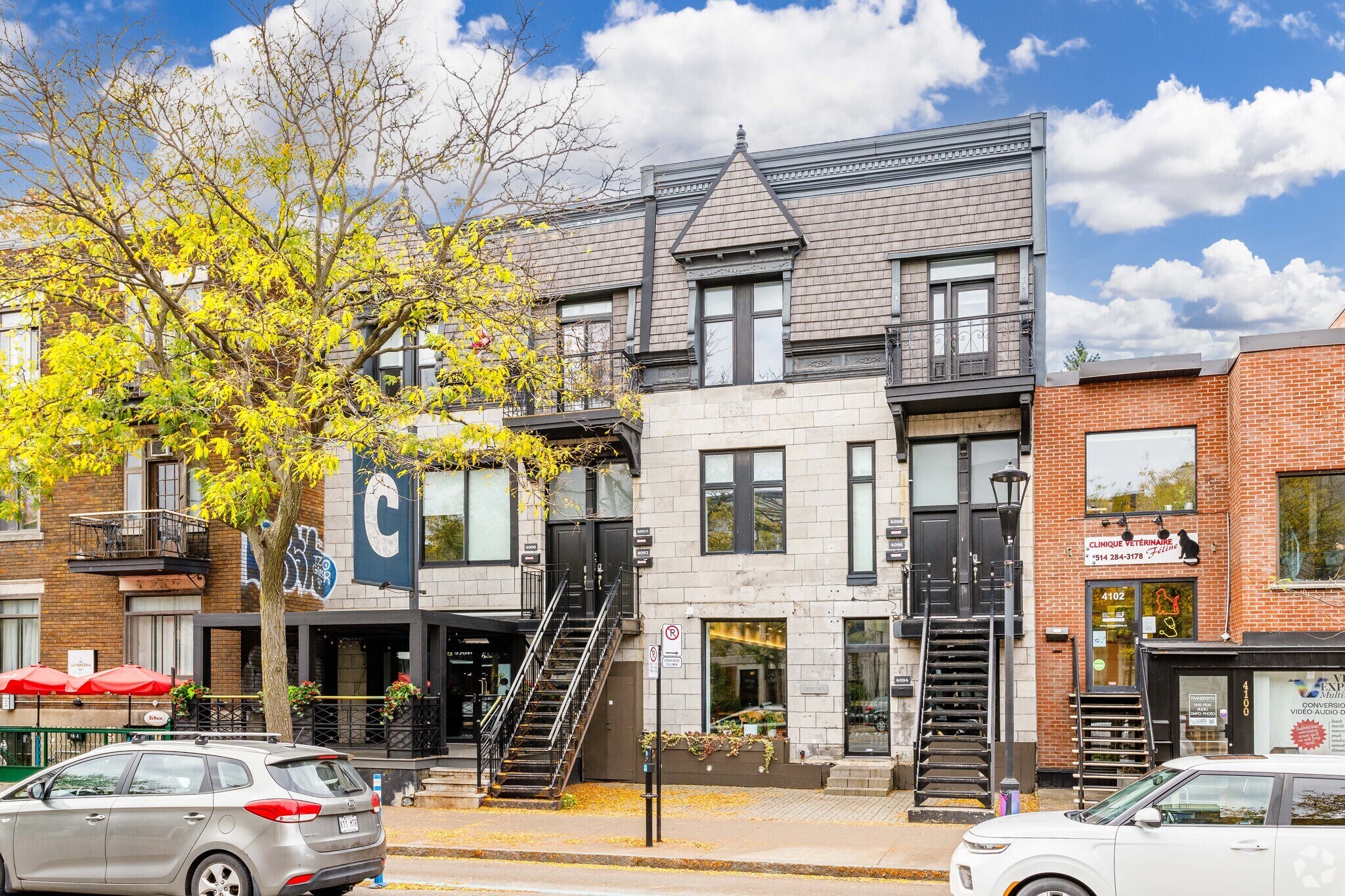 4088-4092 Rue Saint-Denis, Montréal, QC for sale Primary Photo- Image 1 of 1