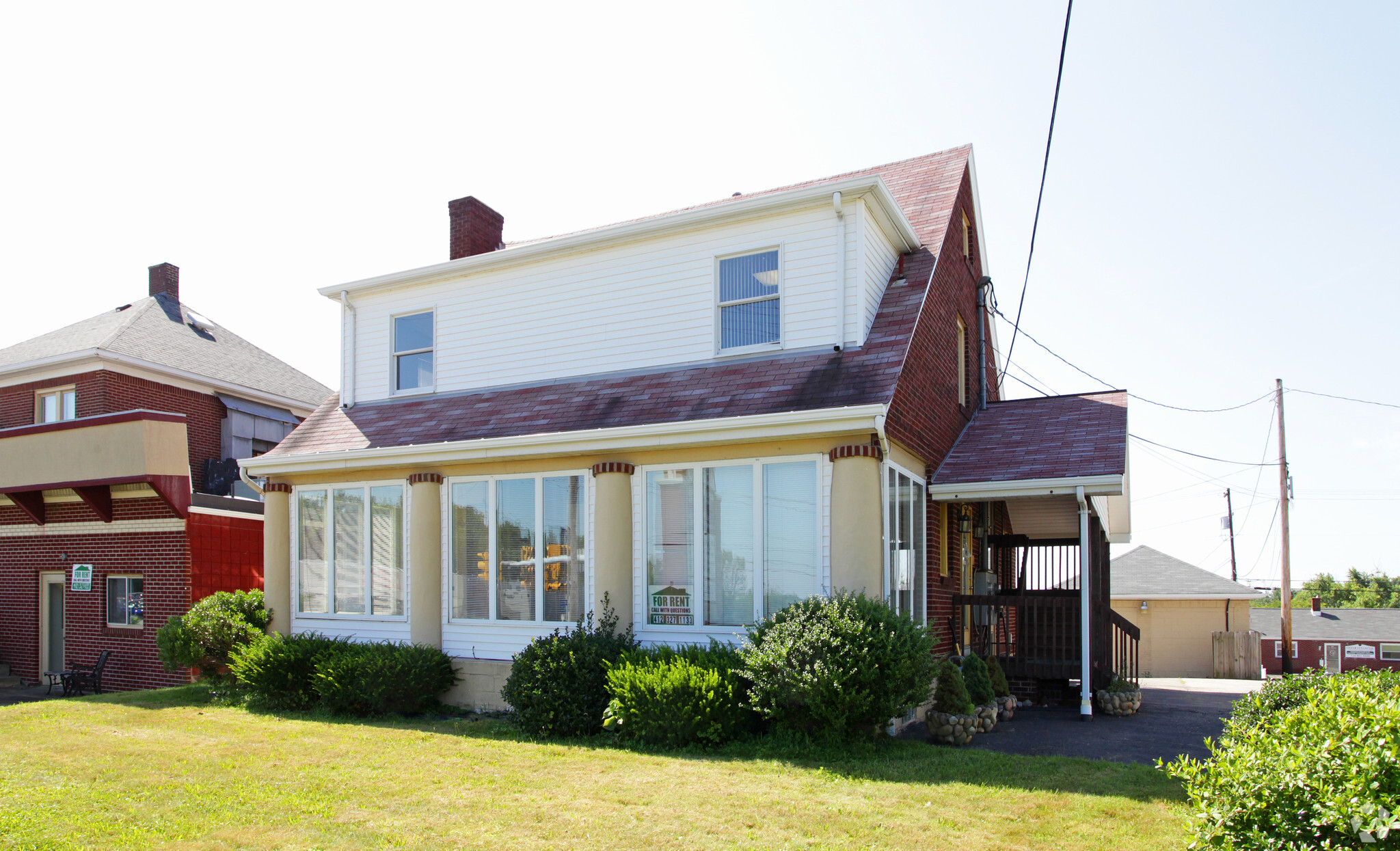 31 Robbins Station Rd, Irwin, PA for lease Building Photo- Image 1 of 2