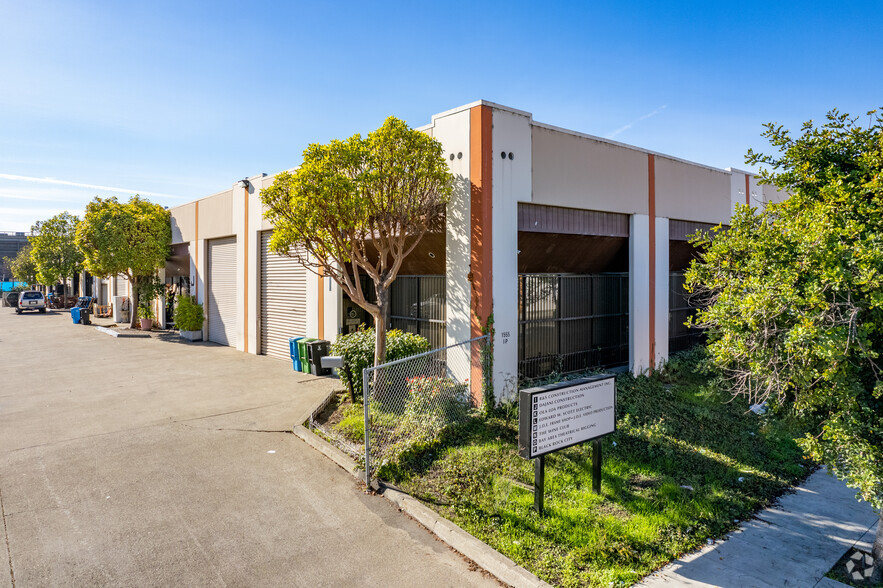 1555 Burke Ave, San Francisco, CA à louer - Photo principale - Image 1 de 3