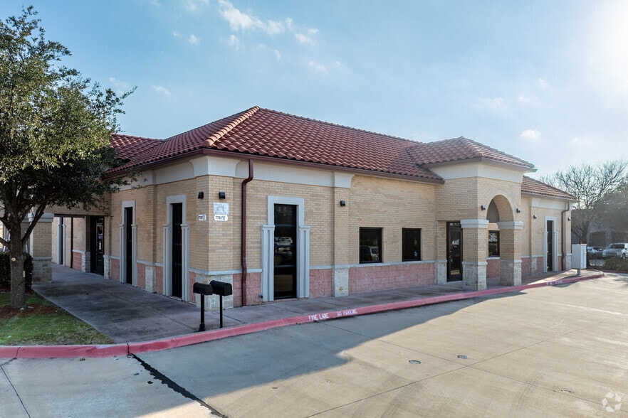 7700 Lakeview Pky, Rowlett, TX for lease - Building Photo - Image 1 of 8