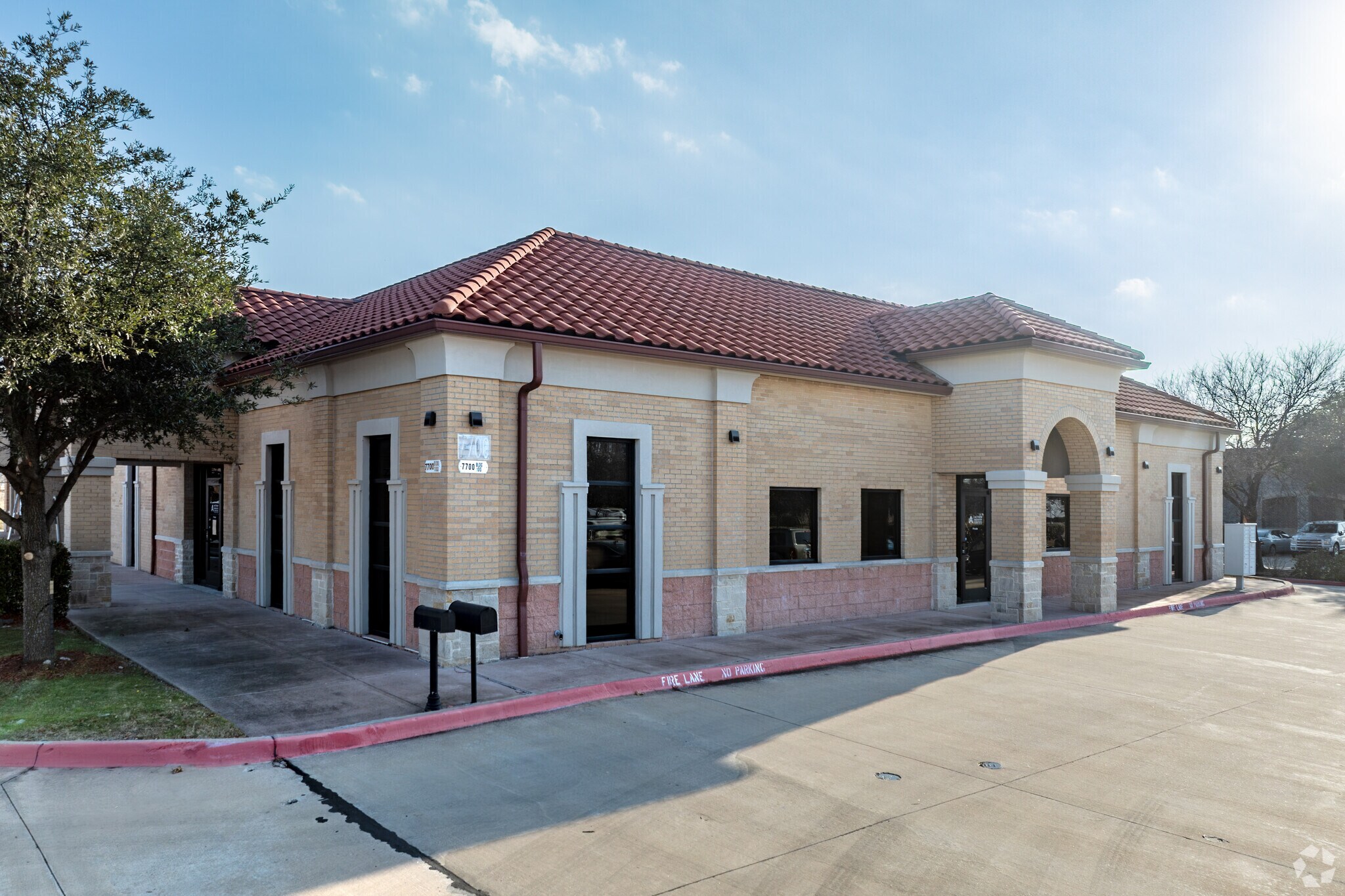7700 Lakeview Pky, Rowlett, TX for lease Building Photo- Image 1 of 9