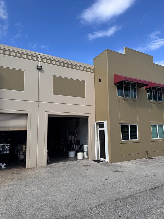 More details for 1520 SE Niemeyer Cir, Port Saint Lucie, FL - Industrial for Lease