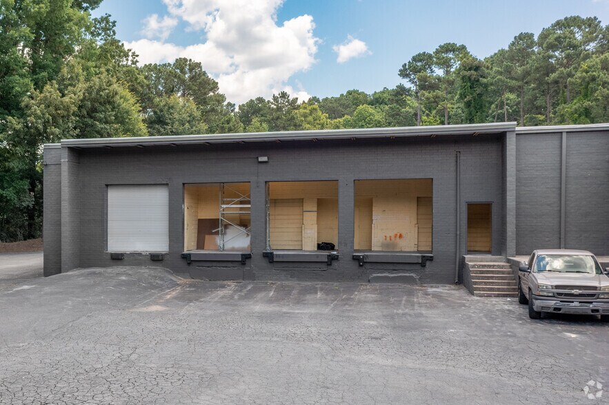 2144-2148 Hills Ave NW, Atlanta, GA à louer - Photo du bâtiment - Image 3 de 6