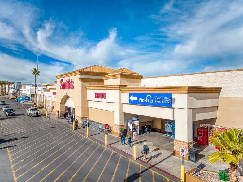 4600-4610 E Sunset Rd, Henderson, NV for lease - Building Photo - Image 3 of 11