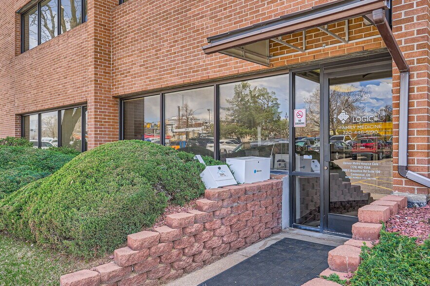 7400 E Arapahoe Rd, Centennial, CO à louer - Photo du bâtiment - Image 2 de 30