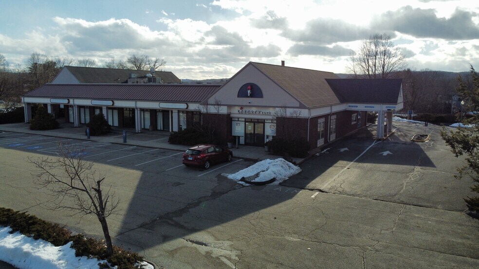 1681 W Main St, Willimantic, Ct, Willimantic, CT à louer - Photo du bâtiment - Image 2 de 14