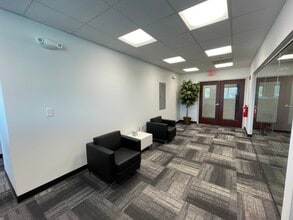 4475 Regency Pl, White Plains, MD for lease Building Photo- Image 2 of 12