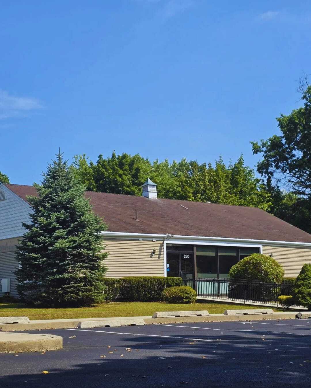 230 N Middletown Rd, Pearl River, NY à louer Photo intérieure- Image 1 de 1