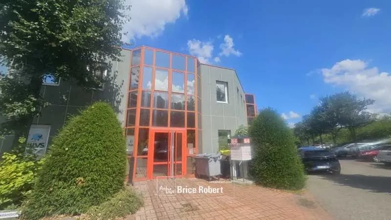 Office in Lyon for lease Building Photo- Image 1 of 18