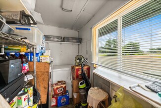 Plus de détails pour 601 Main St, Junction City, WI - Commerce de détail à vendre