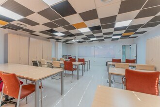 Bureau dans Elche, Alicante à louer Photo intérieure- Image 2 de 16