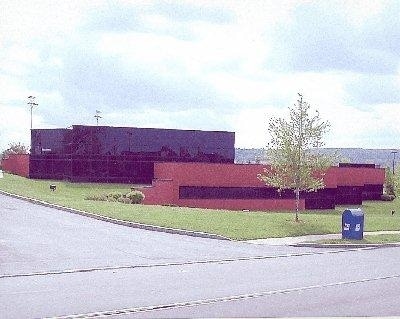 122 Business Park Dr, Utica, NY for sale - Building Photo - Image 2 of 9
