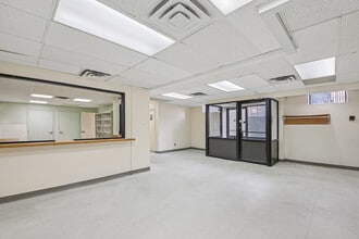 2010 Seagirt Blvd, Far Rockaway, NY for lease Interior Photo- Image 2 of 10