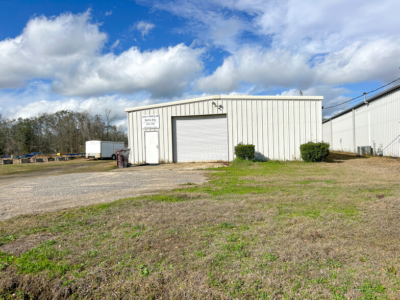 178 Baldwin Rd, Satsuma, AL for sale - Building Photo - Image 2 of 8