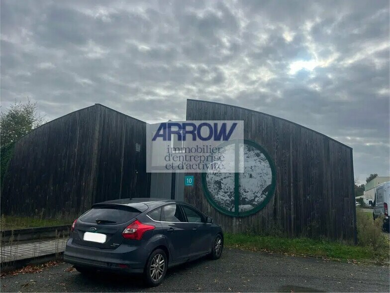 Flex dans Treillières à louer - Photo du bâtiment - Image 2 de 2