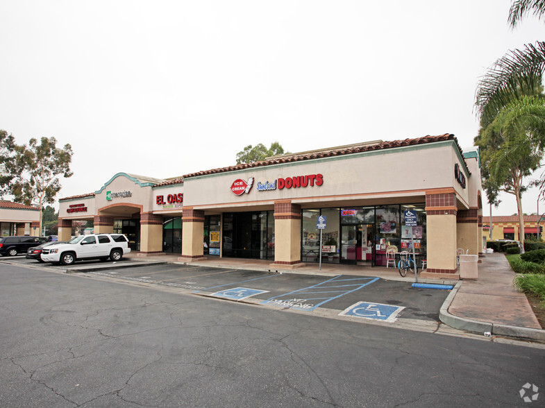 9308-9350 Whittier Blvd, Pico Rivera, CA for lease - Building Photo - Image 3 of 4