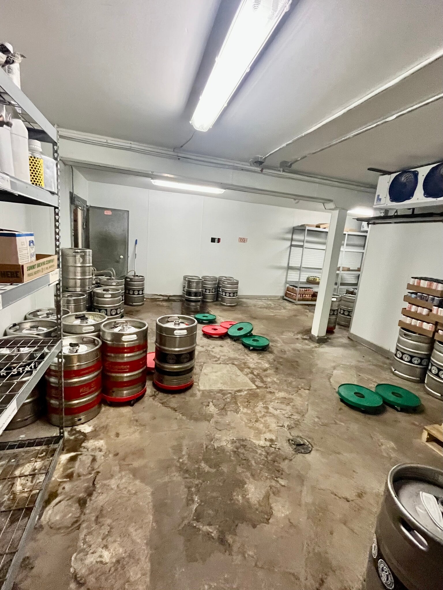 2506 Central Ave NE, Minneapolis, MN for lease Interior Photo- Image 1 of 4